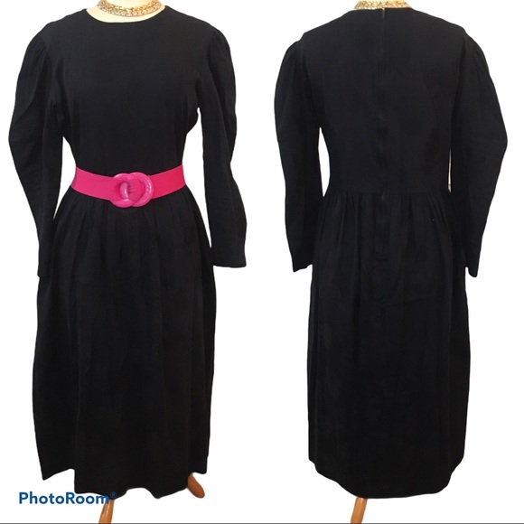 Vintage/Retro Long sleeve Black Dress - Picture 2 of 4